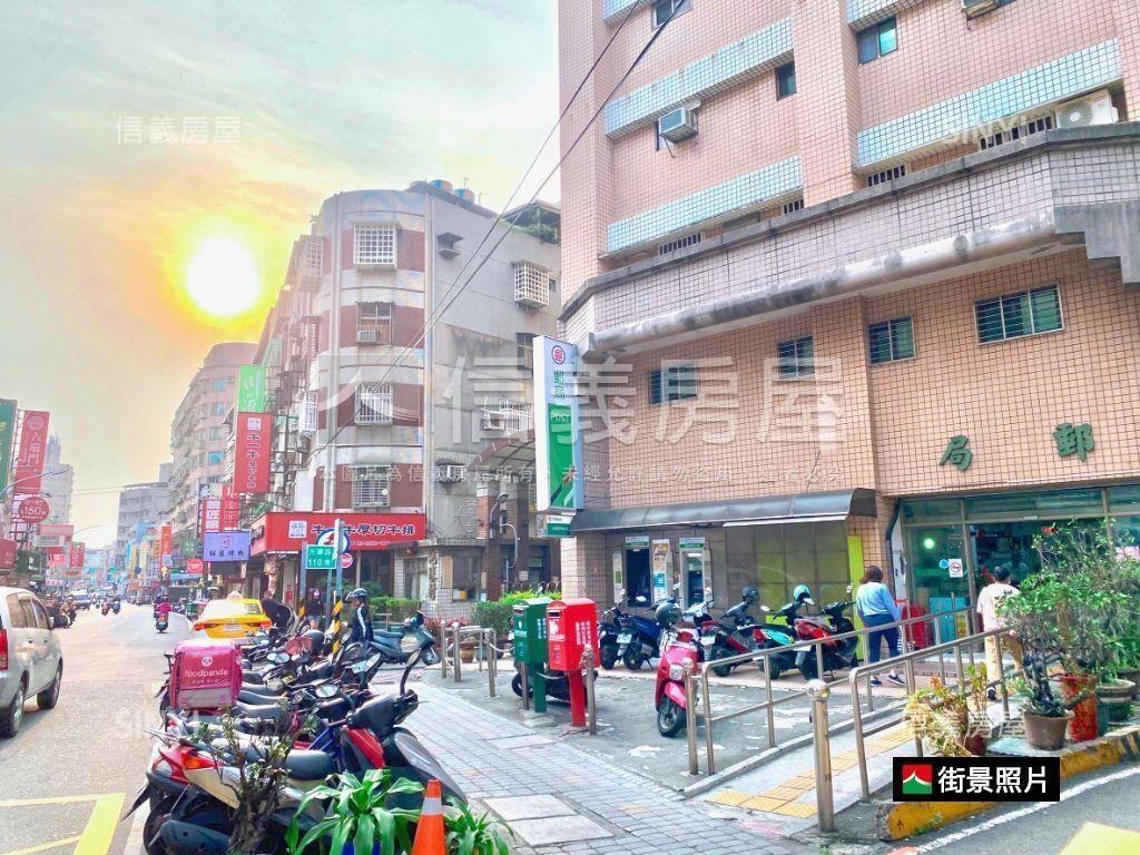 門口方便停車大空間一樓房屋室內格局與周邊環境