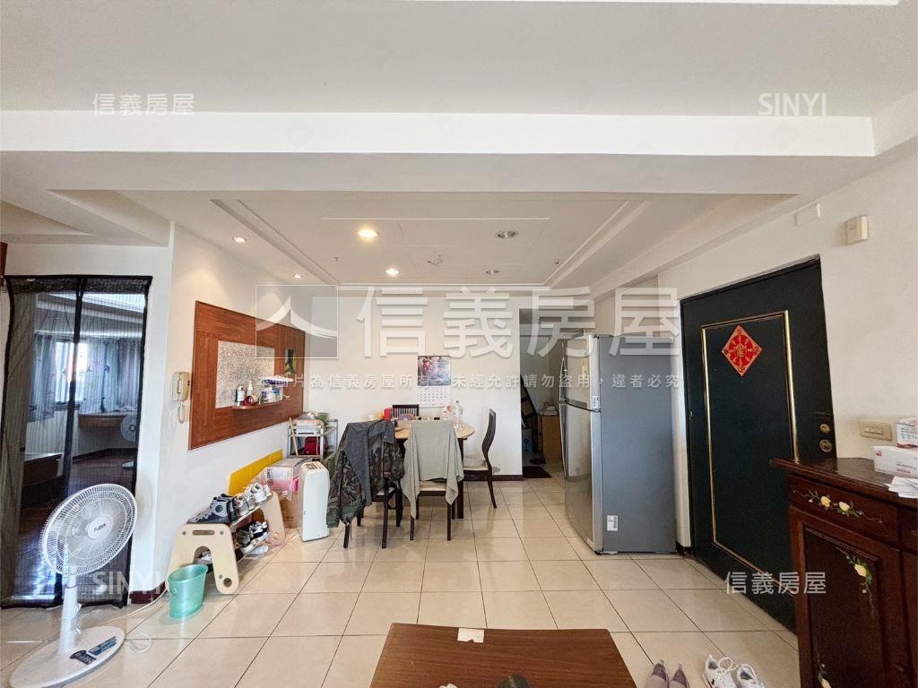 中科大豪景面牧場三房車位房屋室內格局與周邊環境