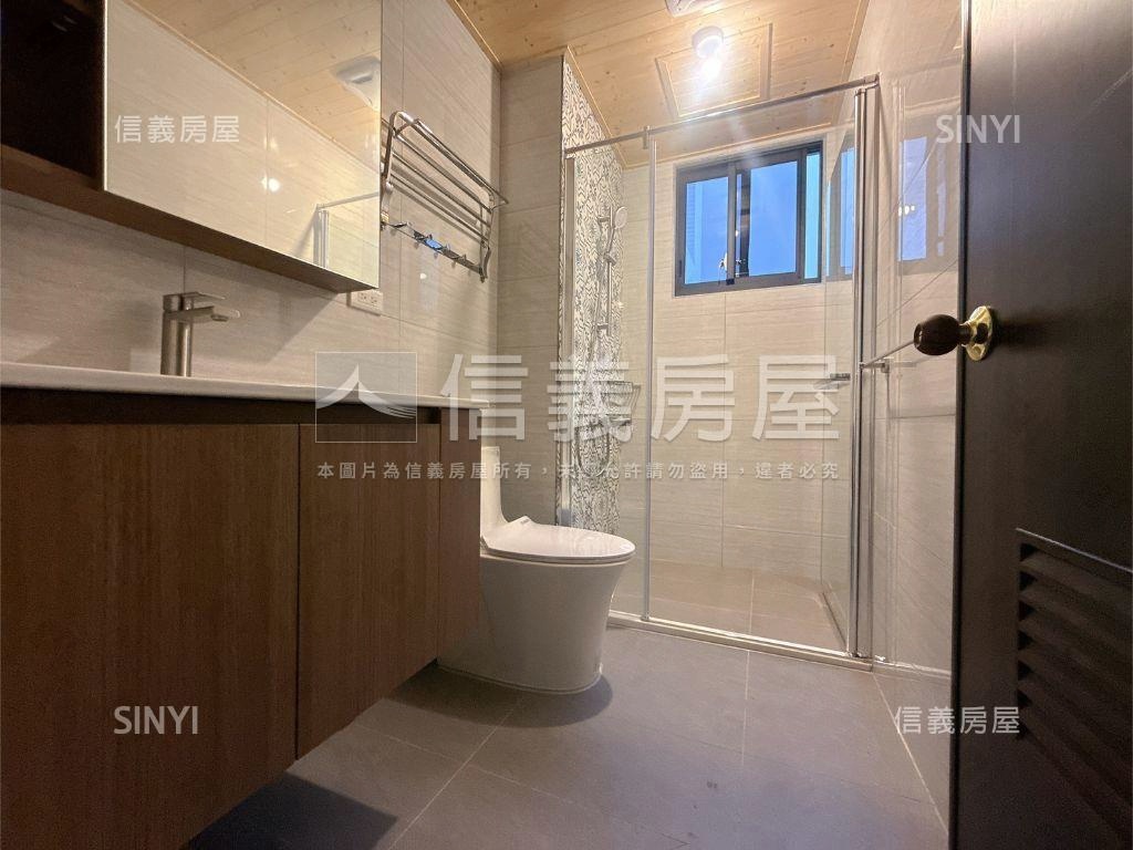 近台積電ｔ新加坡式三房Ⅲ房屋室內格局與周邊環境