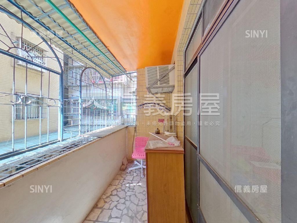 邊間稀有三民二樓房屋室內格局與周邊環境
