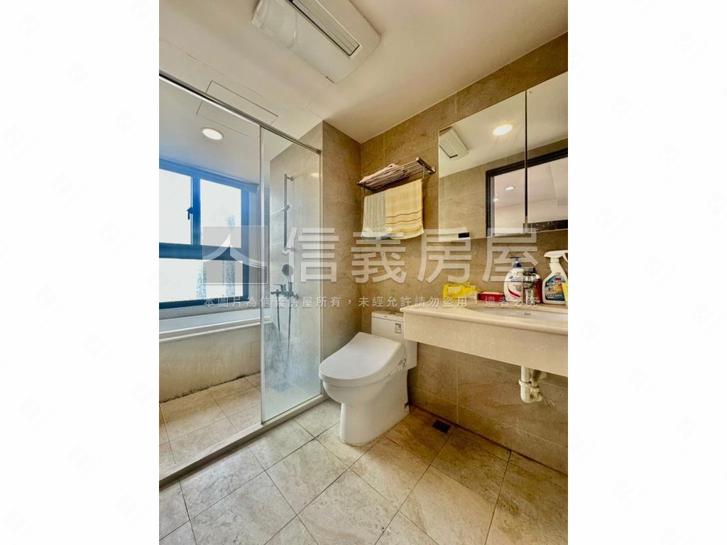 青上森高樓美視野三房平車房屋室內格局與周邊環境