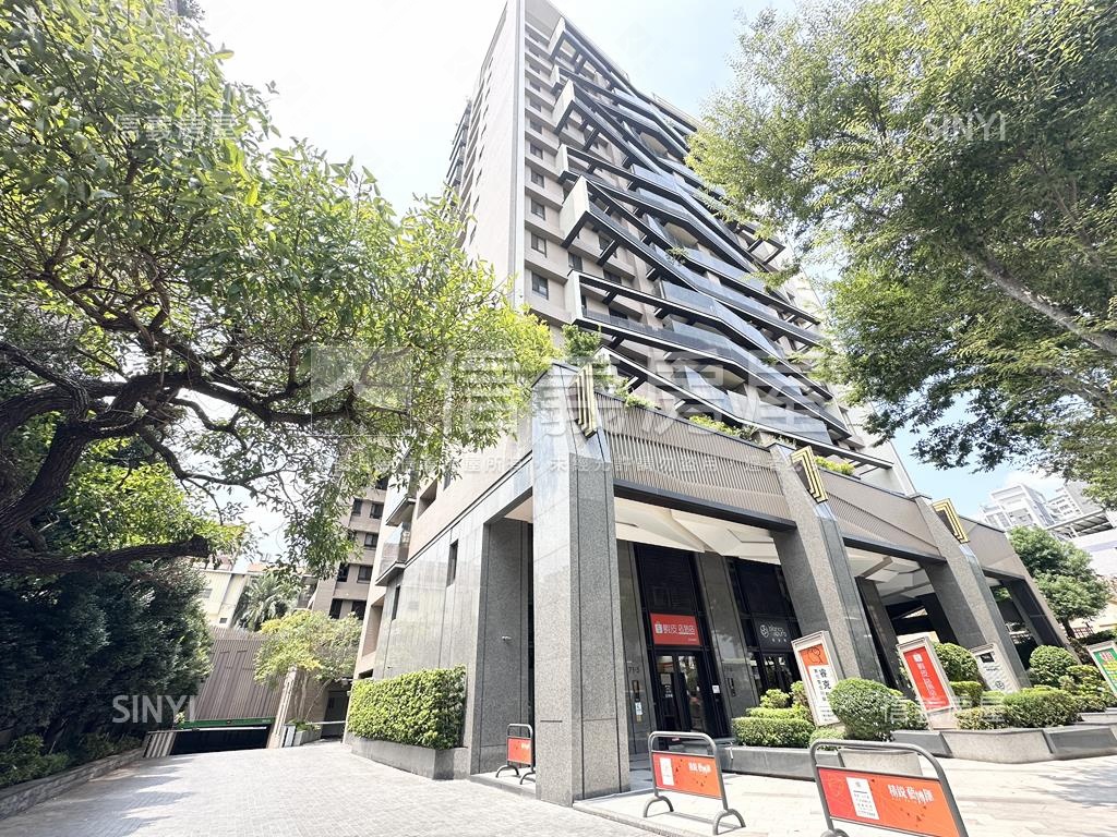 精銳藝博匯標配三房平車位房屋室內格局與周邊環境
