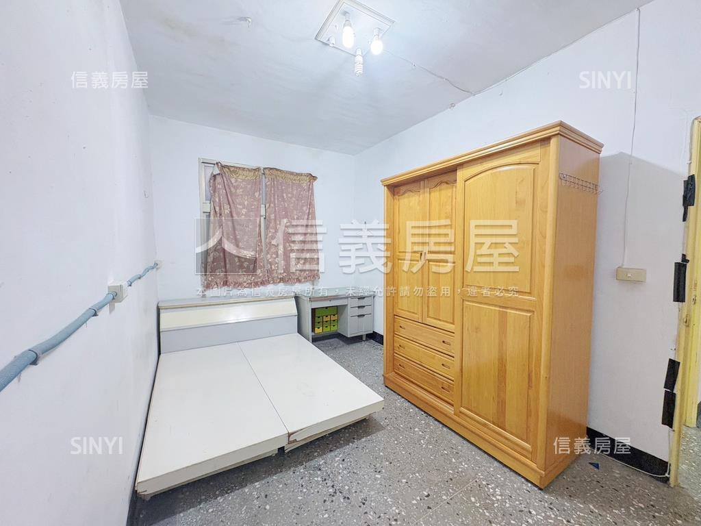 近徐匯中學站的公寓三樓房屋室內格局與周邊環境