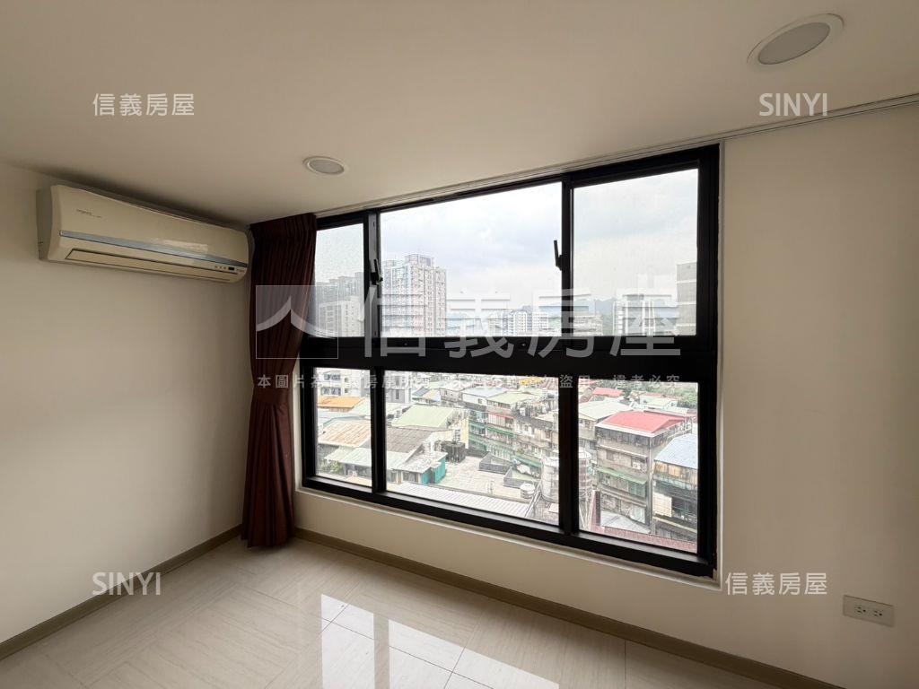 ＹＥＳ景安２＋１房附車位房屋室內格局與周邊環境