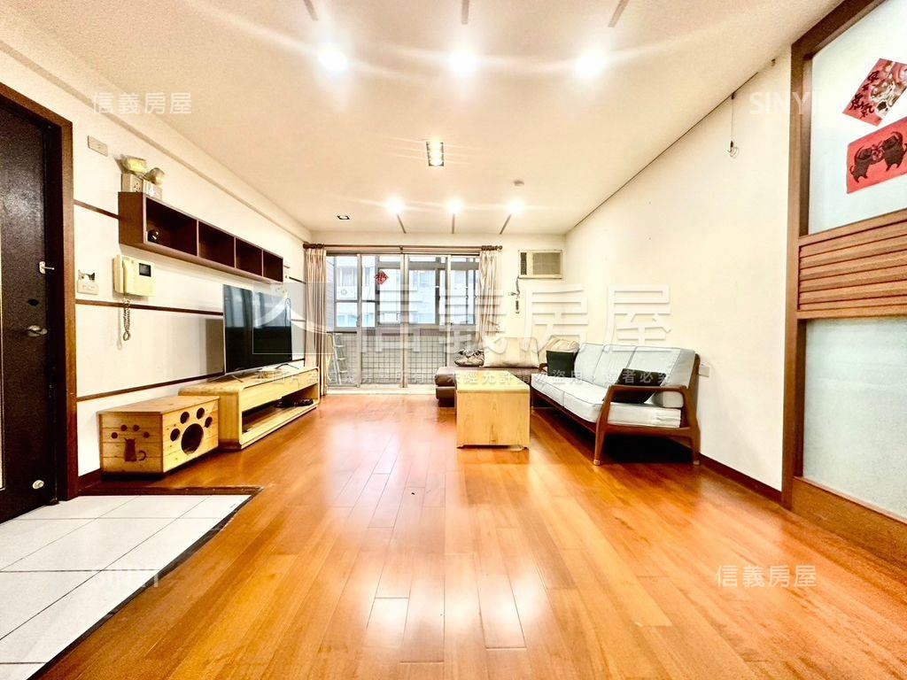 近園區二房平面車位房屋室內格局與周邊環境