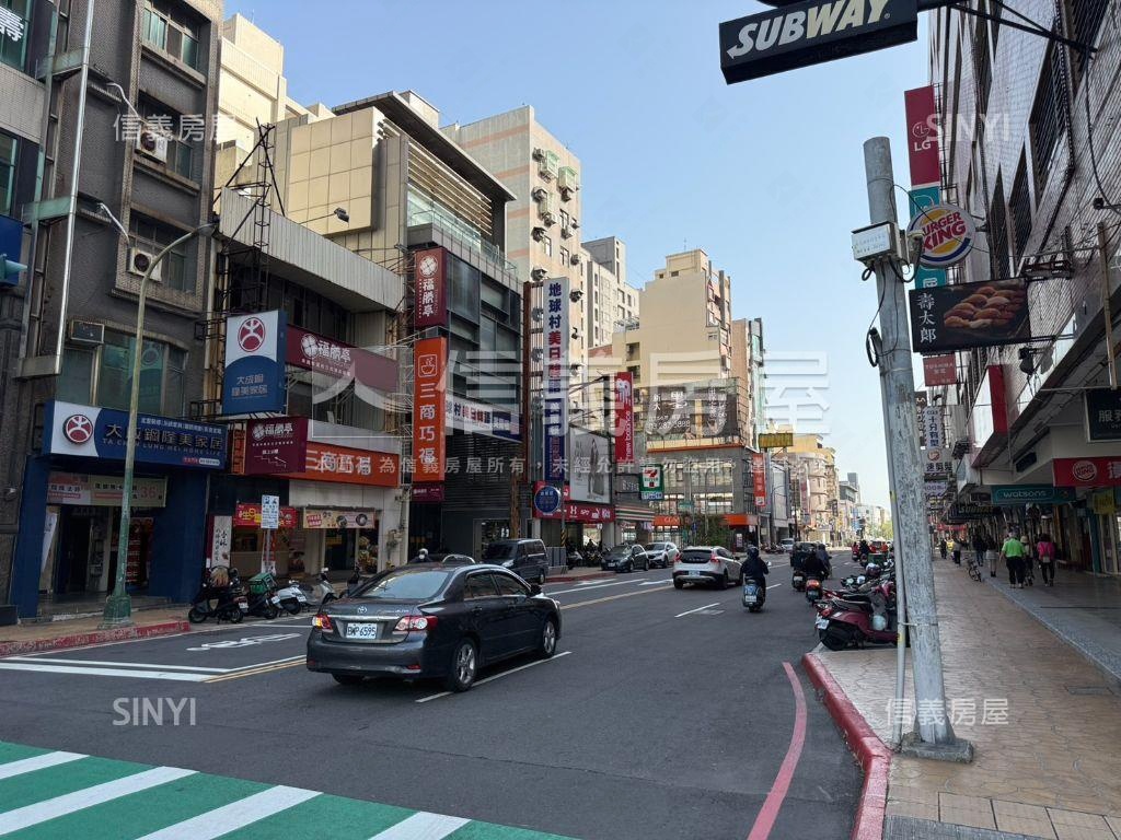 近光明國小黃金店面適百業房屋室內格局與周邊環境