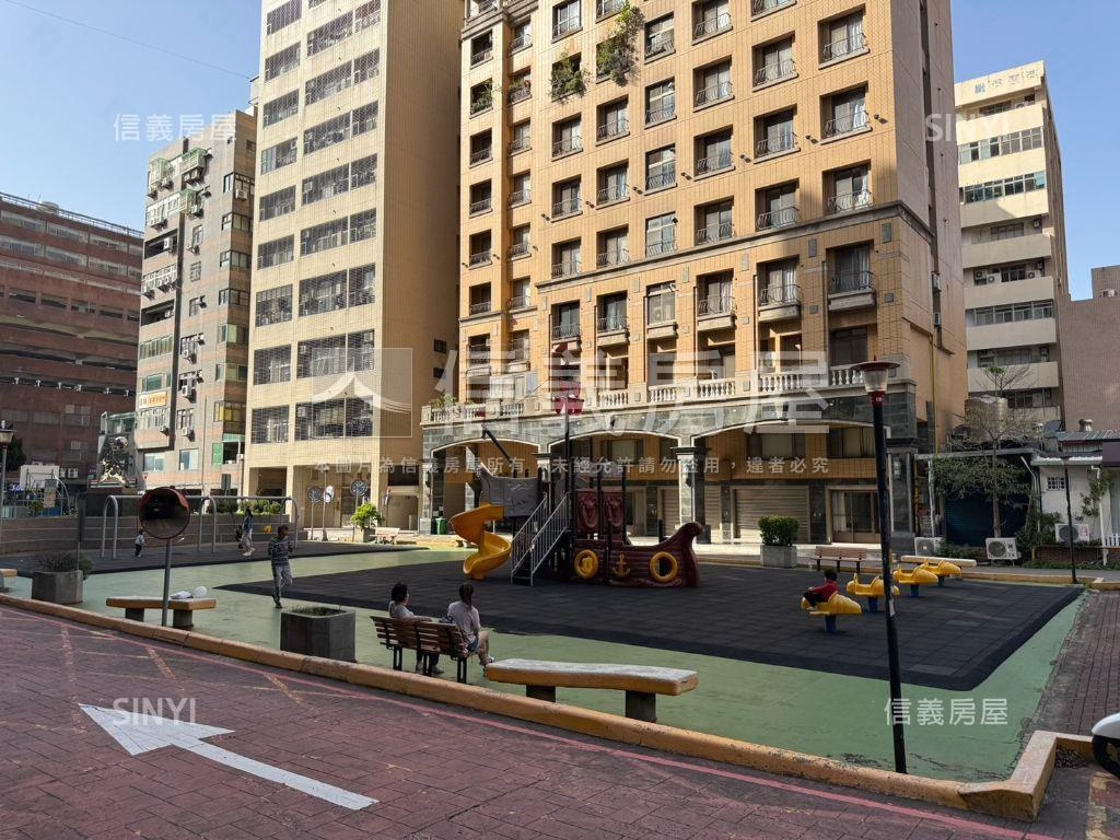 近光明國小黃金店面適百業房屋室內格局與周邊環境