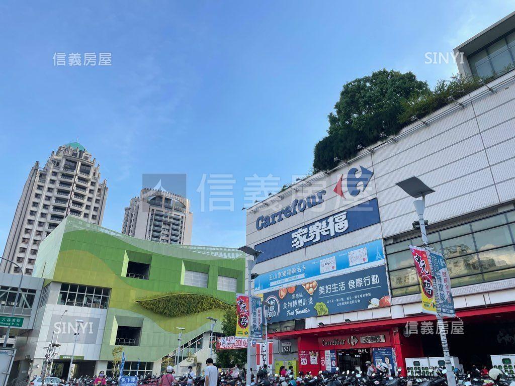 近公益路有陽台平台美店住房屋室內格局與周邊環境