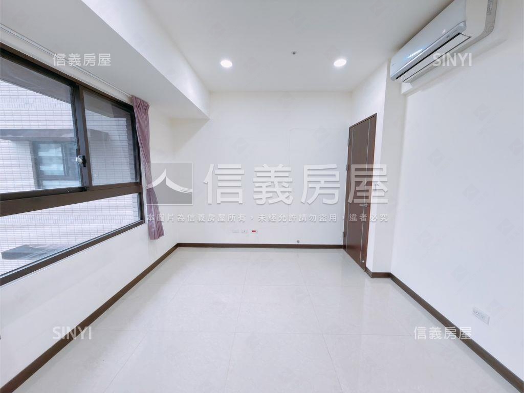 國泰金城、三房車位房屋室內格局與周邊環境