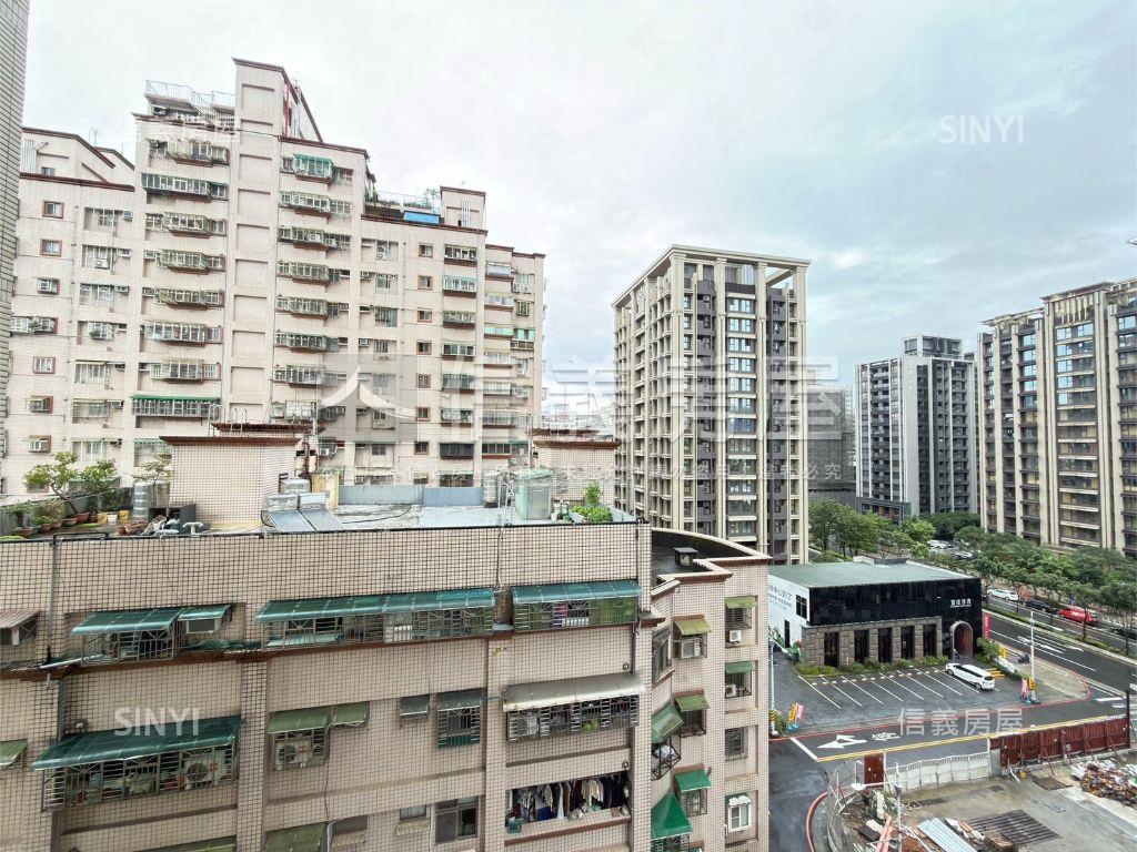 國泰金城、三房車位房屋室內格局與周邊環境