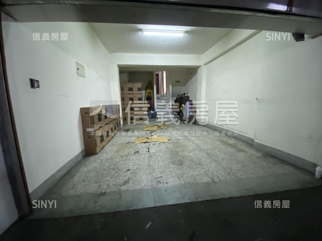 近豐原大道６房車庫別墅房屋室內格局與周邊環境