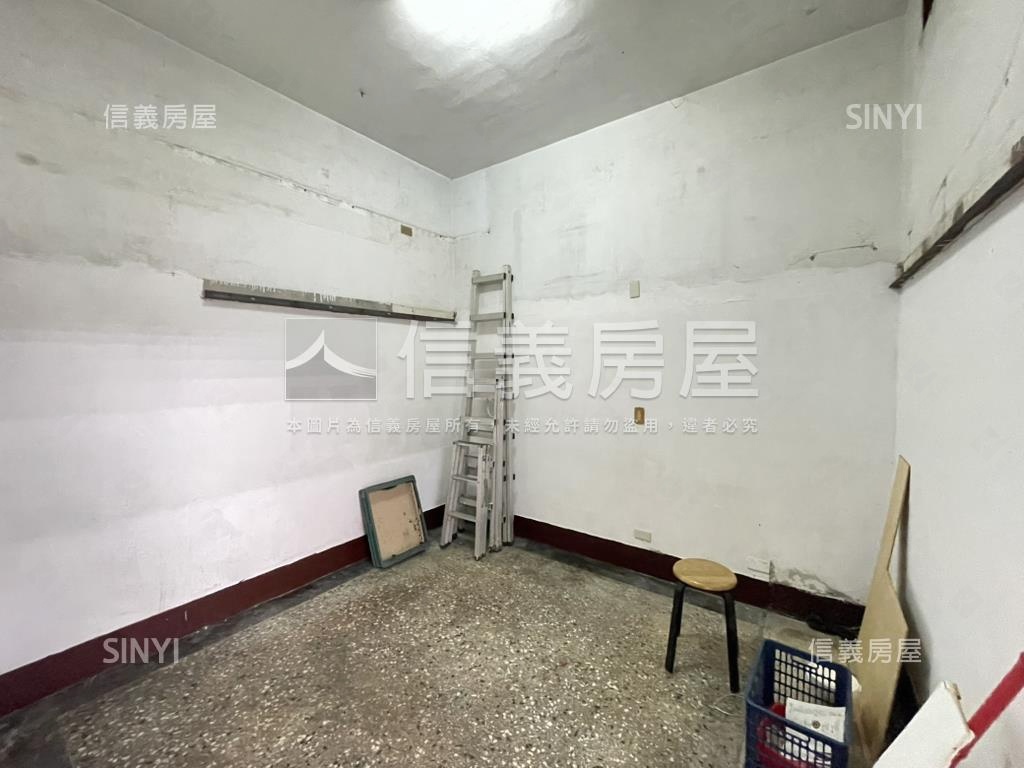 【靜心ｘ興隆】傳家金店面房屋室內格局與周邊環境