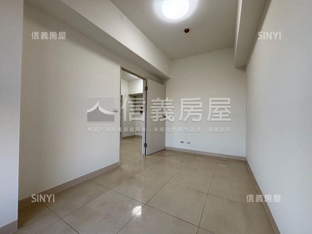 天天微笑漂亮兩房房屋室內格局與周邊環境