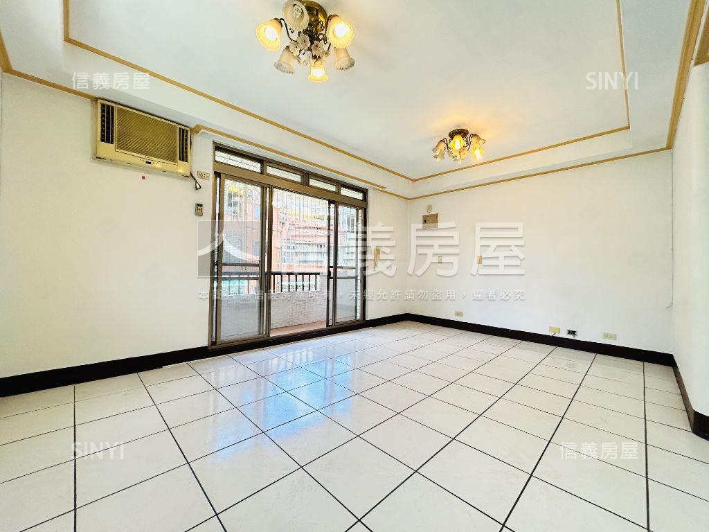 東煒欽品。旁的邊間珠寶盒房屋室內格局與周邊環境
