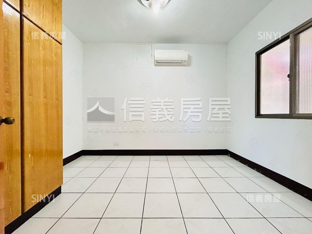 東煒欽品。旁的邊間珠寶盒房屋室內格局與周邊環境