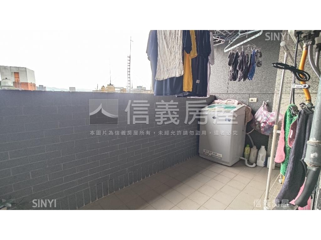 富都稀有高樓露台戶房屋室內格局與周邊環境