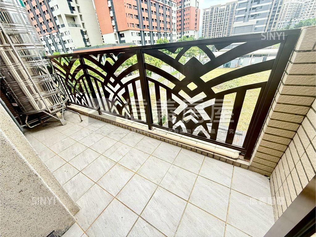 波爾多近捷運透天店面房屋室內格局與周邊環境