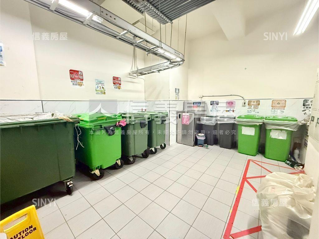 波爾多近捷運透天店面房屋室內格局與周邊環境