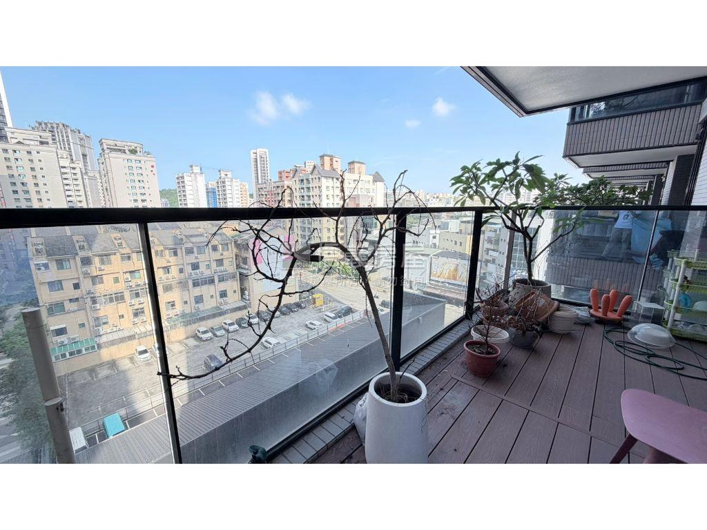 美術館裝潢質感美屋房屋室內格局與周邊環境