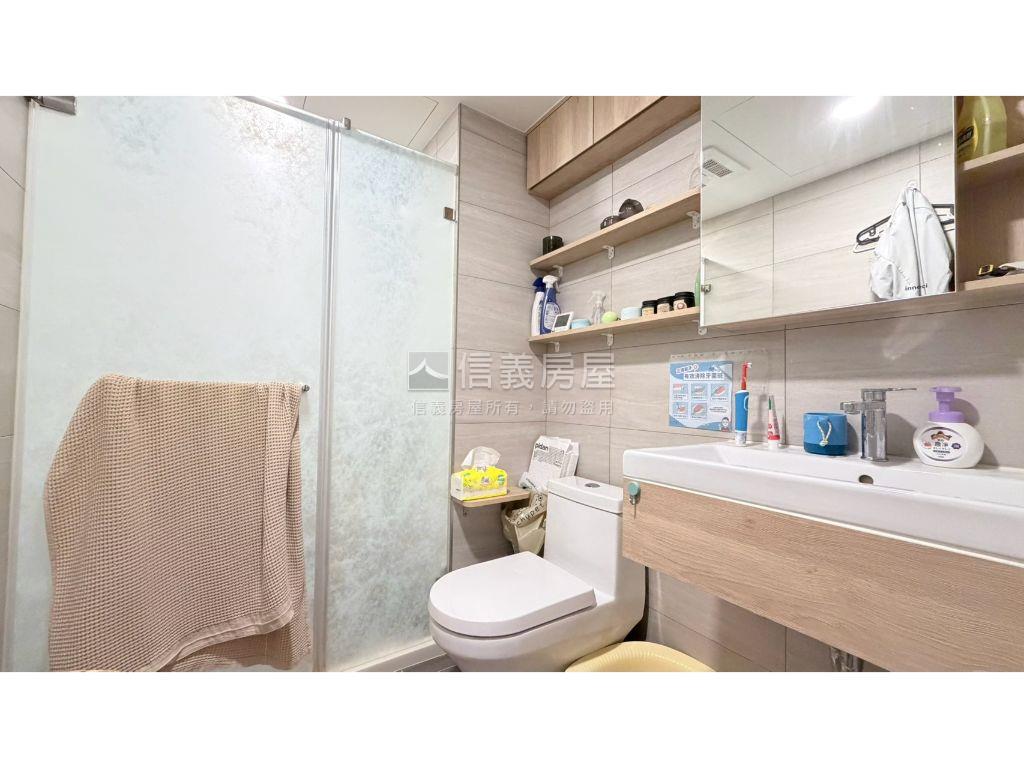 美術館裝潢質感美屋房屋室內格局與周邊環境