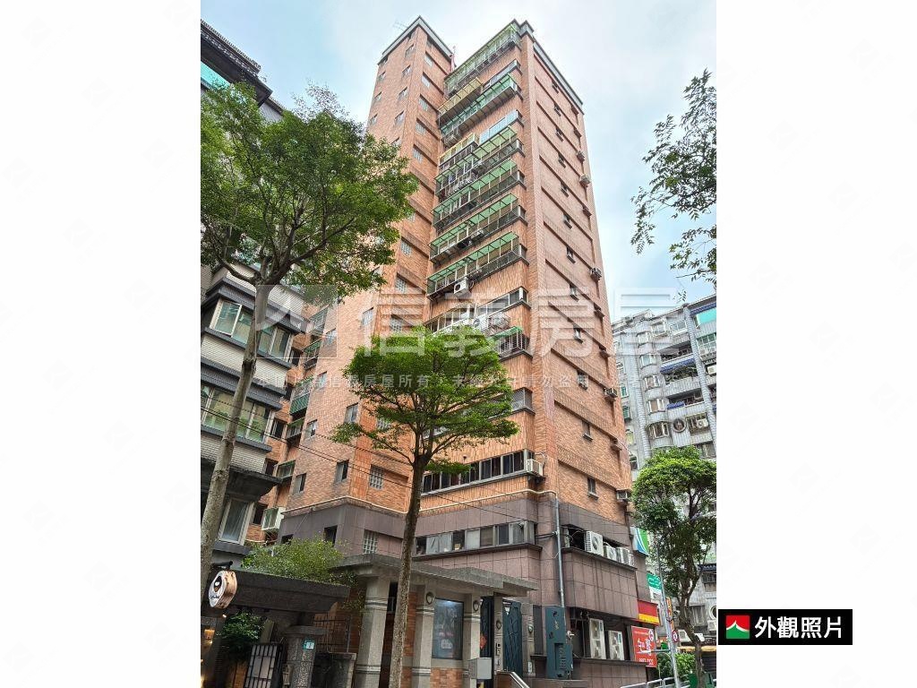 中央水岸巴黎美四房車位房屋室內格局與周邊環境