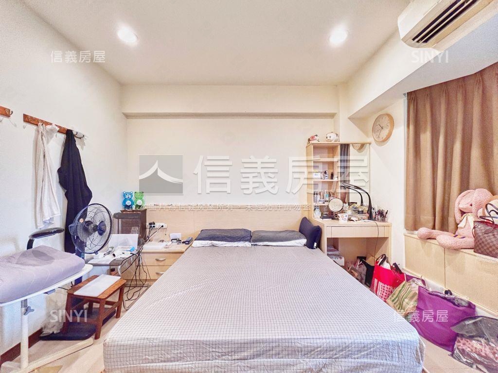 台北帝王精美四房房屋室內格局與周邊環境