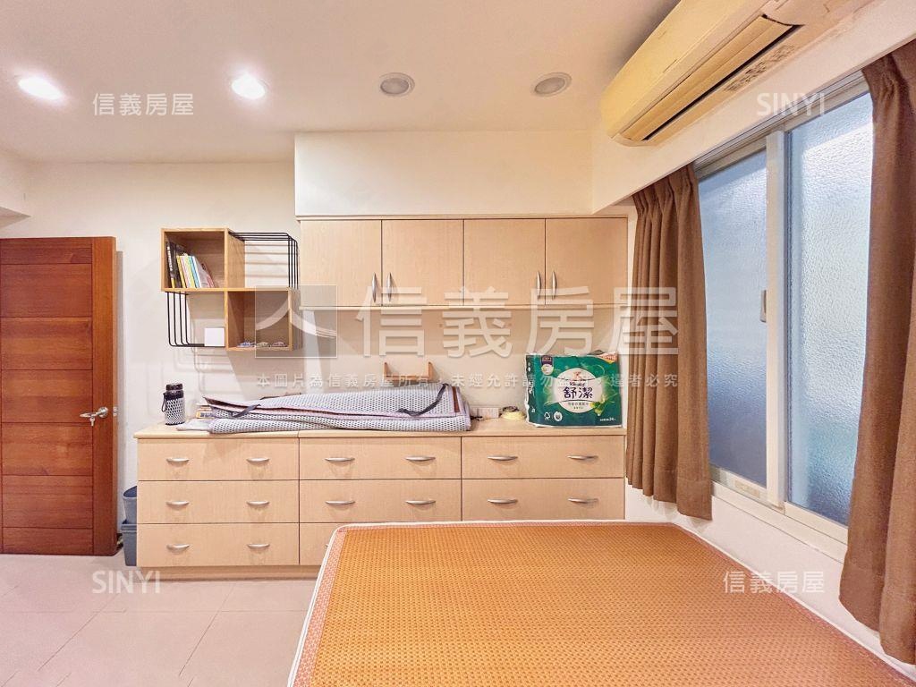 台北帝王精美四房房屋室內格局與周邊環境