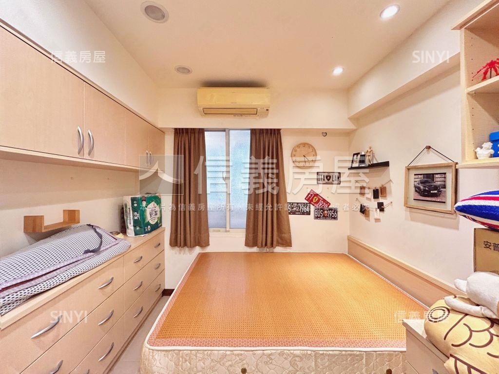 台北帝王精美四房房屋室內格局與周邊環境