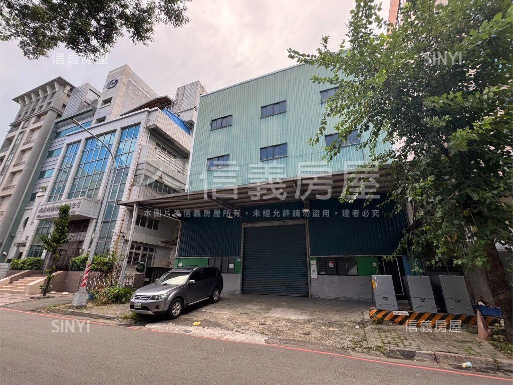 Ａ３五股透天廠辦房屋室內格局與周邊環境