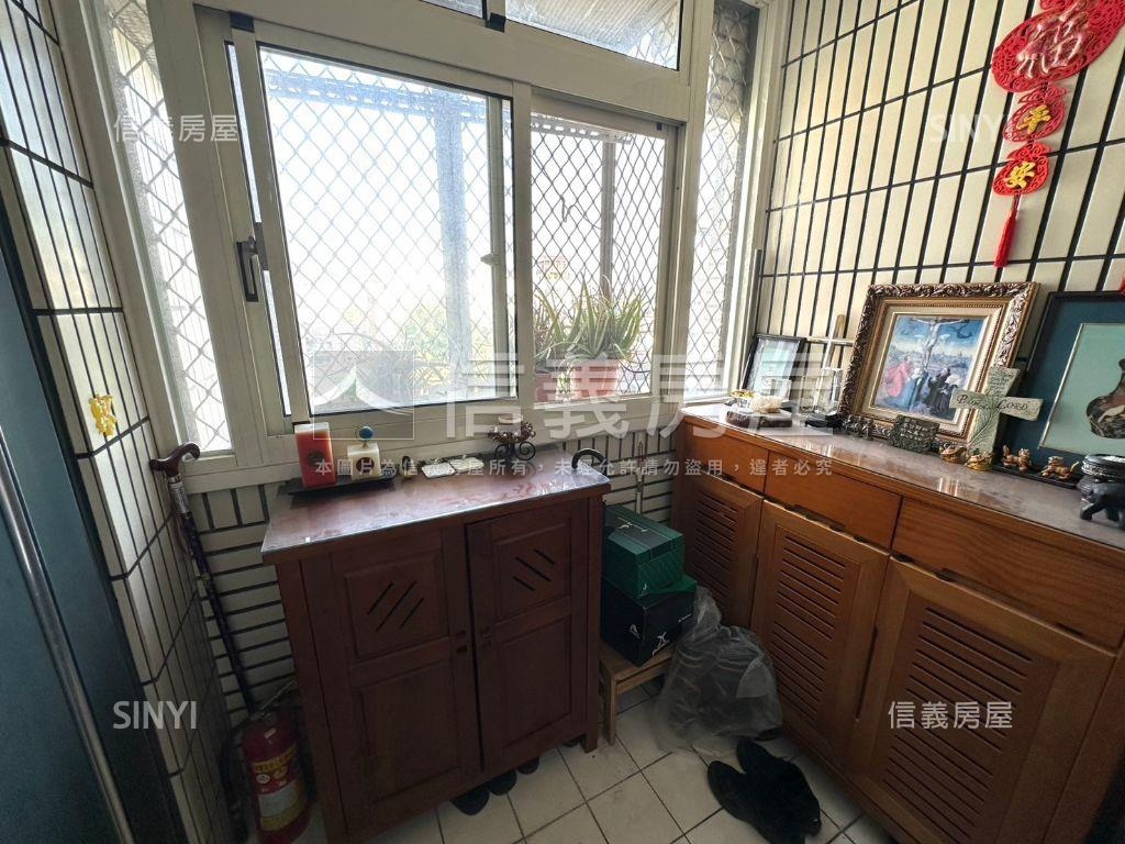 近興大美屋況大空間三房房屋室內格局與周邊環境