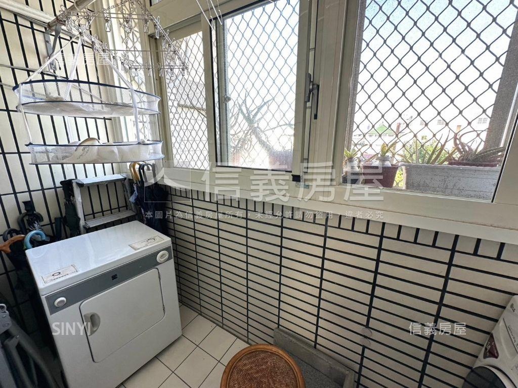 近興大美屋況大空間三房房屋室內格局與周邊環境
