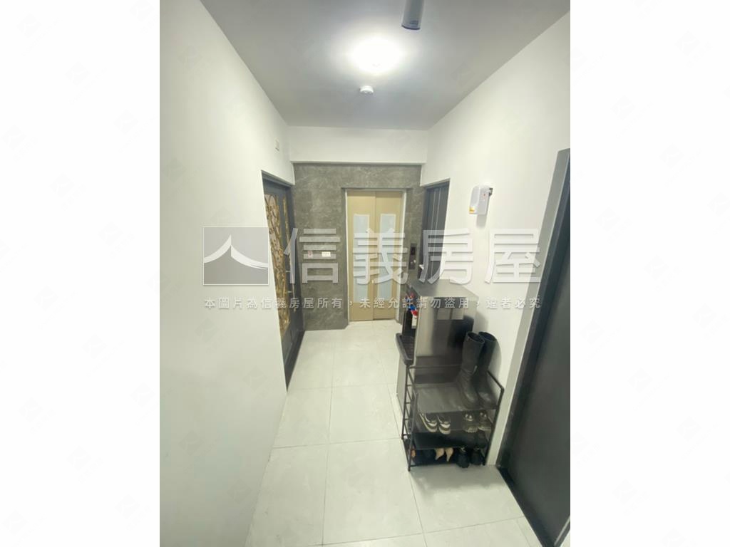 全新電梯２４間透套滿租中房屋室內格局與周邊環境
