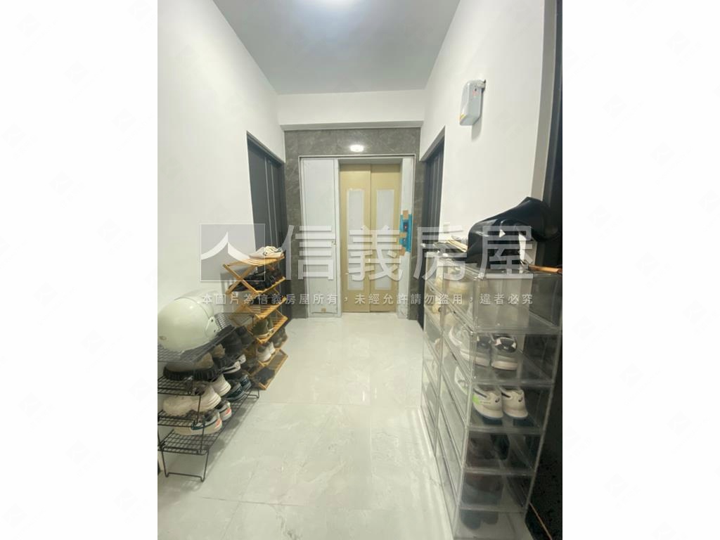 全新電梯２４間透套滿租中房屋室內格局與周邊環境