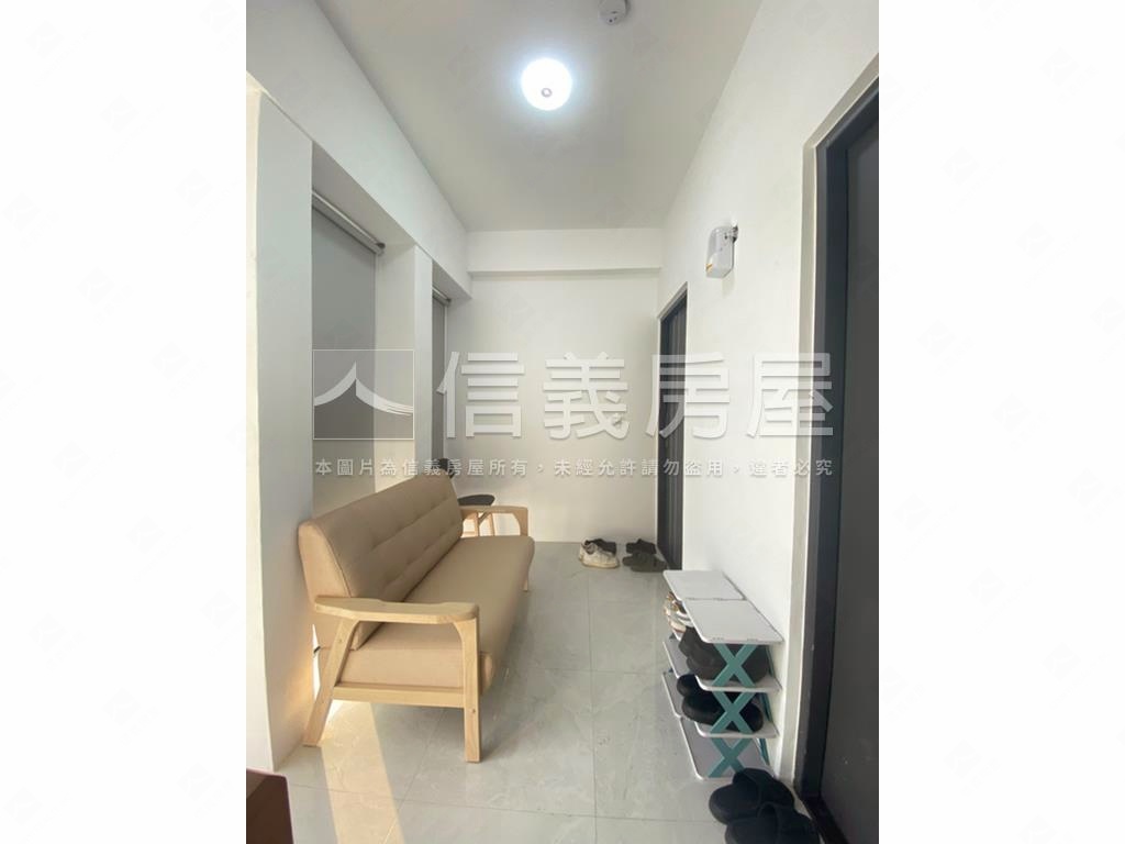 全新電梯２４間透套滿租中房屋室內格局與周邊環境