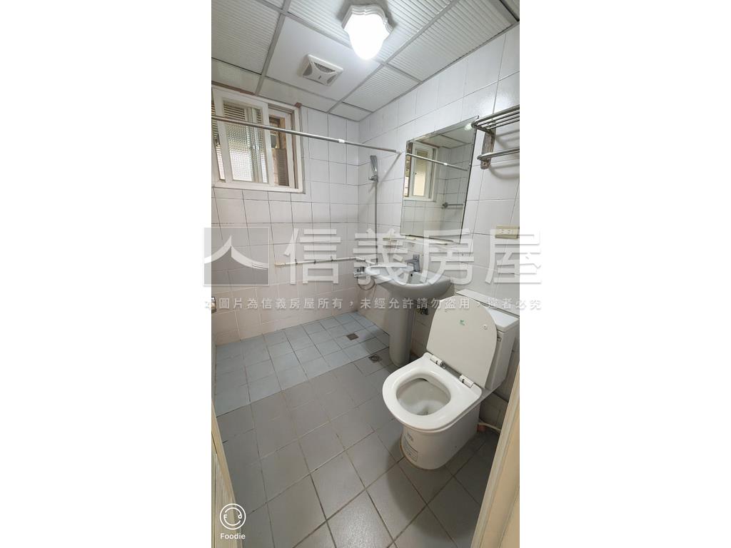 居易採光兩房房屋室內格局與周邊環境