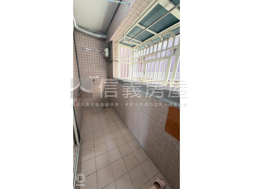 居易採光兩房房屋室內格局與周邊環境