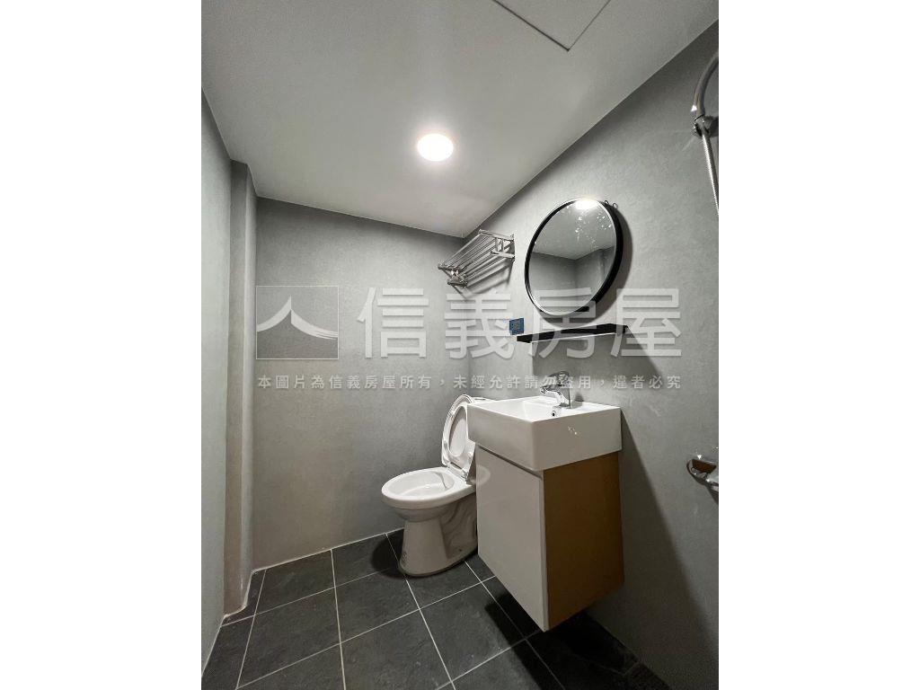 一中合法套房金雞母Ａ！！房屋室內格局與周邊環境