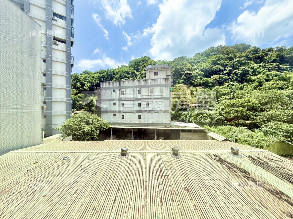 溫馨雅致三房平面車位房屋室內格局與周邊環境