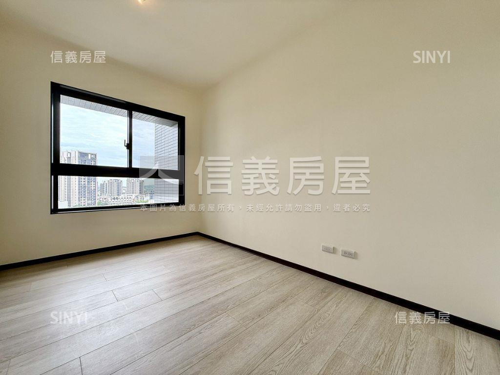 ＧＴＯＷＥＲ三房全新未住房屋室內格局與周邊環境