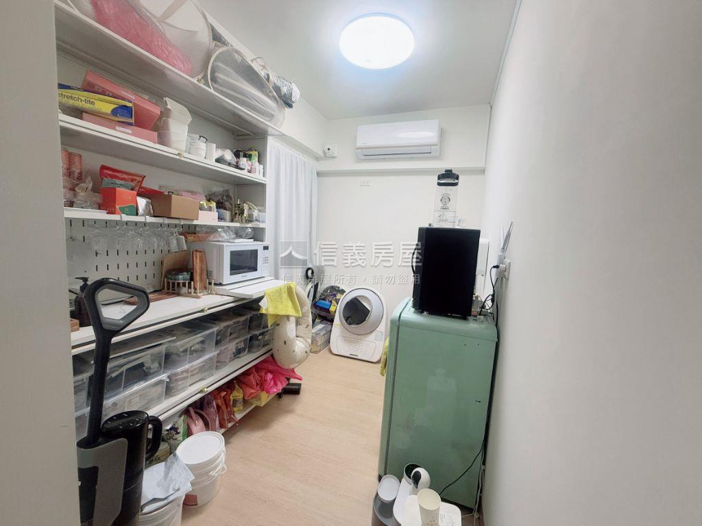 面雄商．１＋２樓黃金店面房屋室內格局與周邊環境