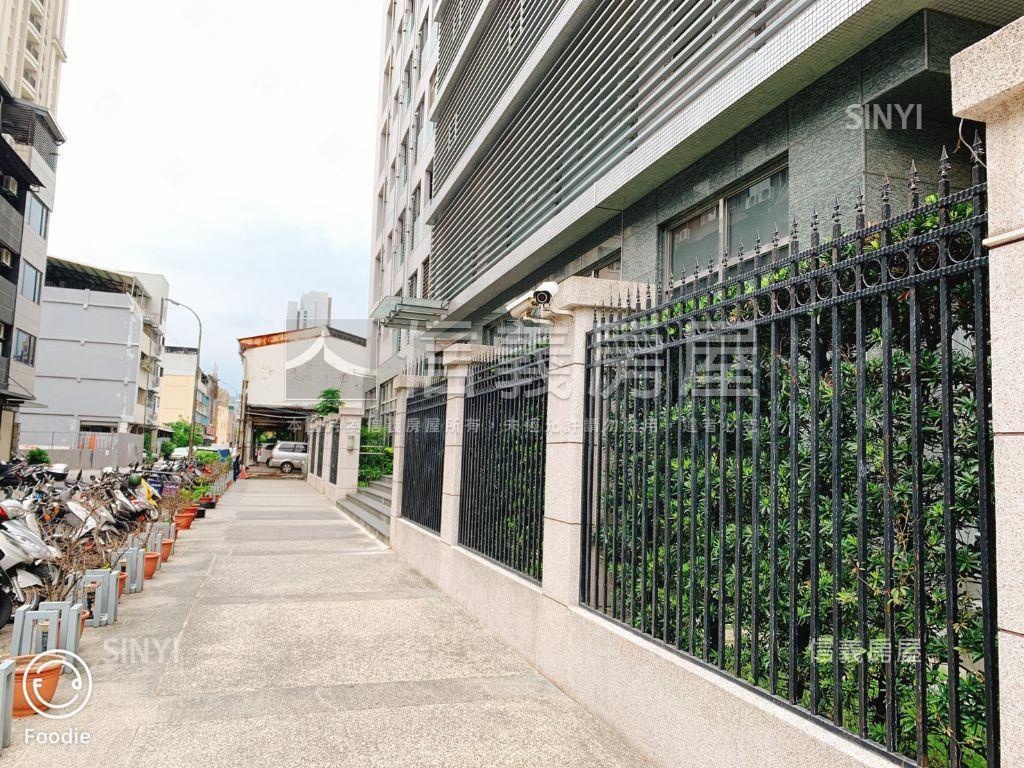 專任臺灣大道高樓兩房平車房屋室內格局與周邊環境