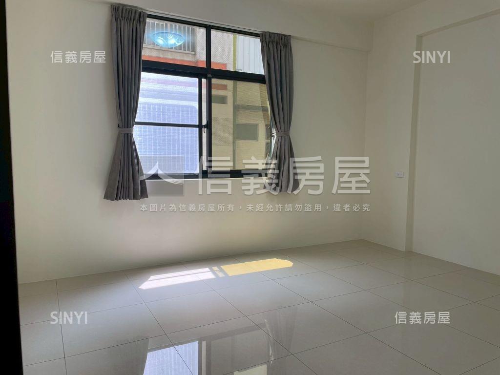 三多光華面寬質感成家美透房屋室內格局與周邊環境