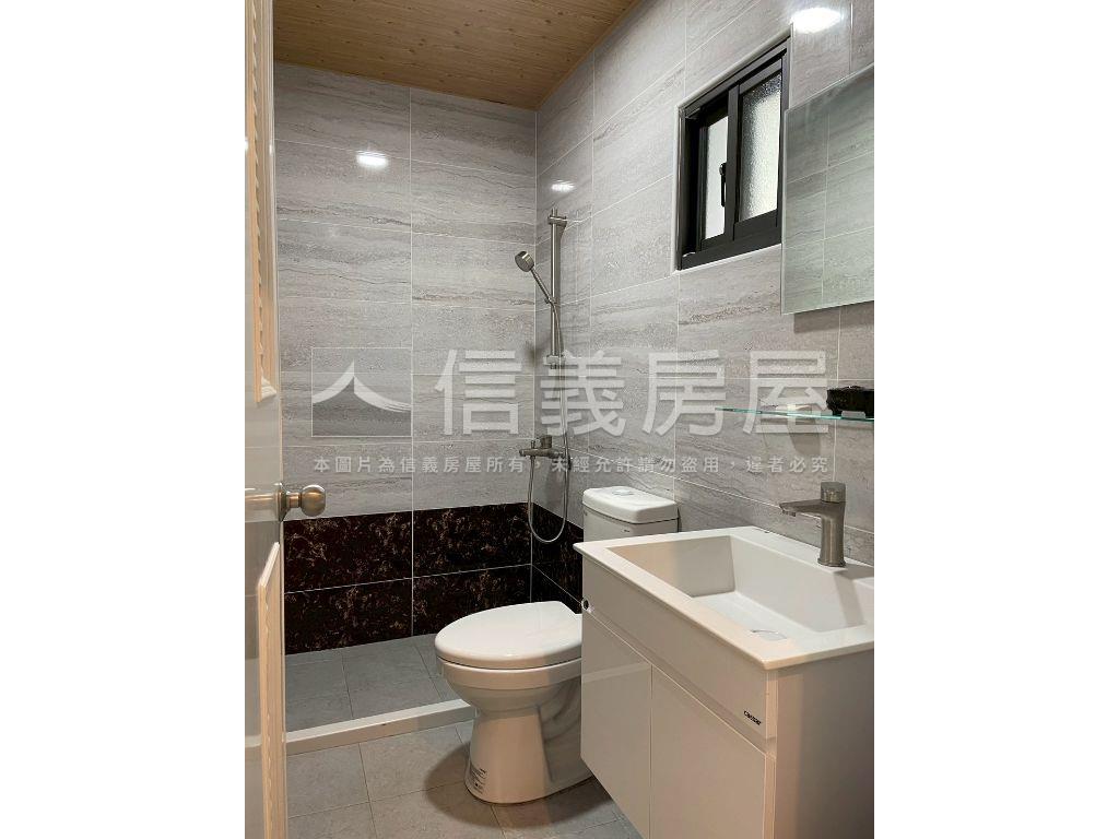 三多光華面寬質感成家美透房屋室內格局與周邊環境