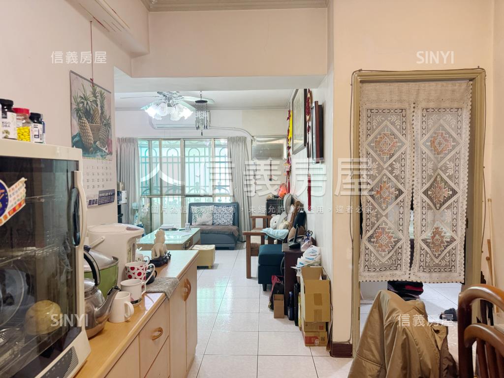 板橋新都市ＩＩ高樓三房房屋室內格局與周邊環境