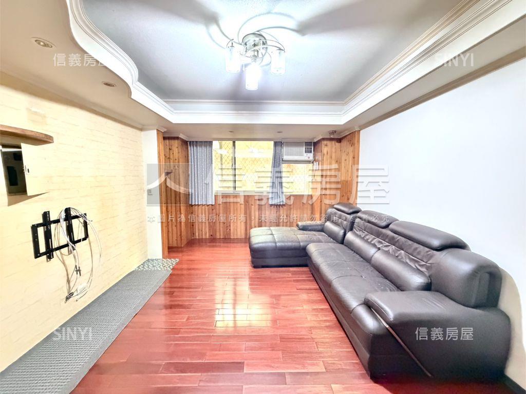 稀有電梯三房大空間房屋室內格局與周邊環境