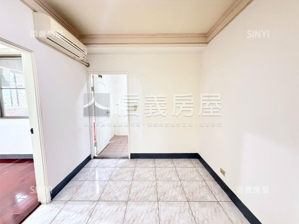 稀有電梯三房大空間房屋室內格局與周邊環境