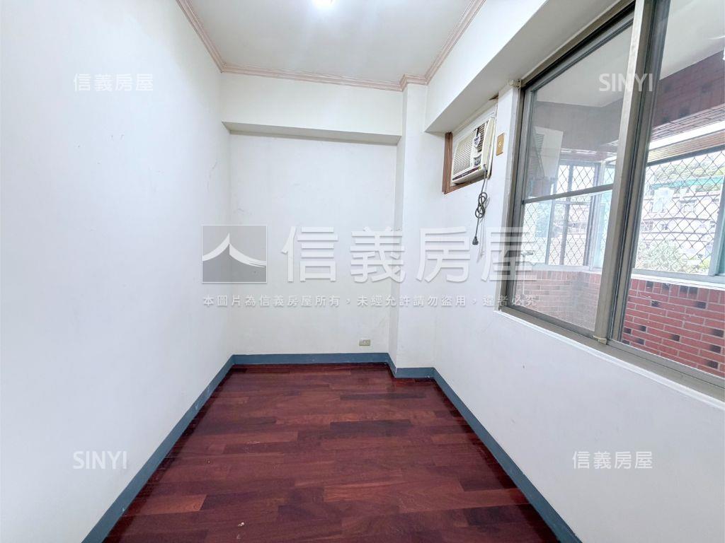 稀有電梯三房大空間房屋室內格局與周邊環境