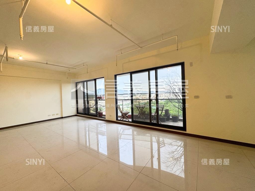 莫內花園景觀豪邸雙平車房屋室內格局與周邊環境