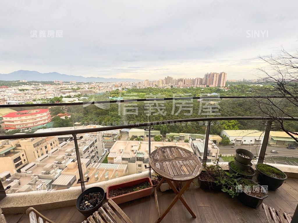 莫內花園景觀豪邸雙平車房屋室內格局與周邊環境