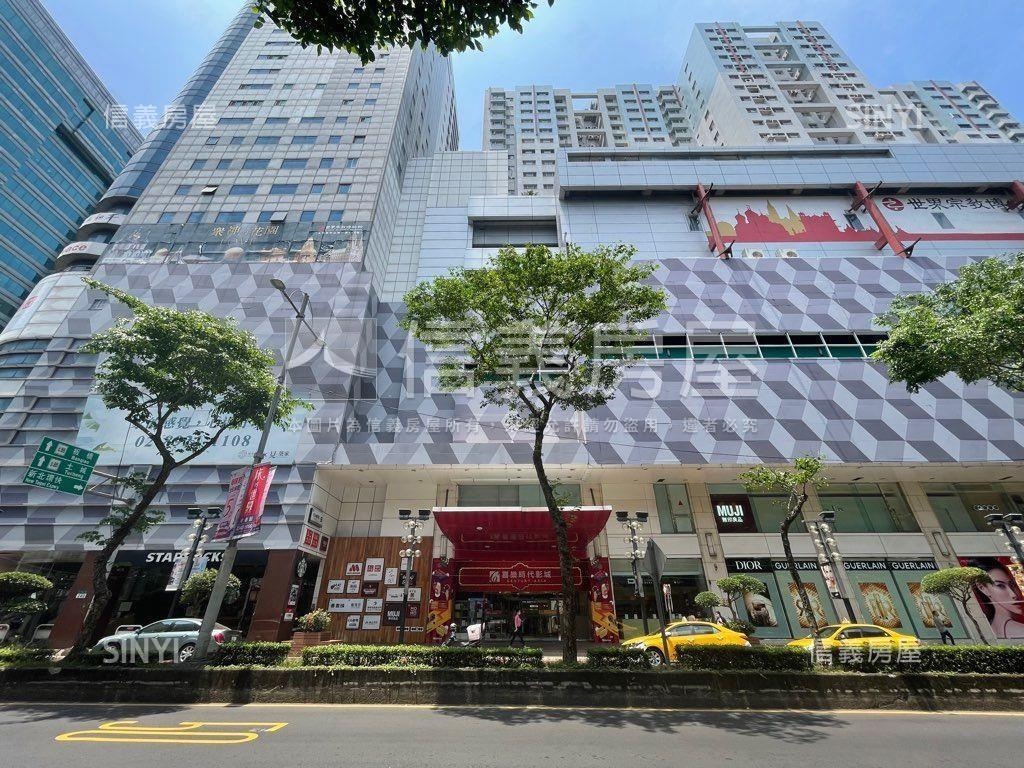 萬大百貨公園學區店面車位房屋室內格局與周邊環境